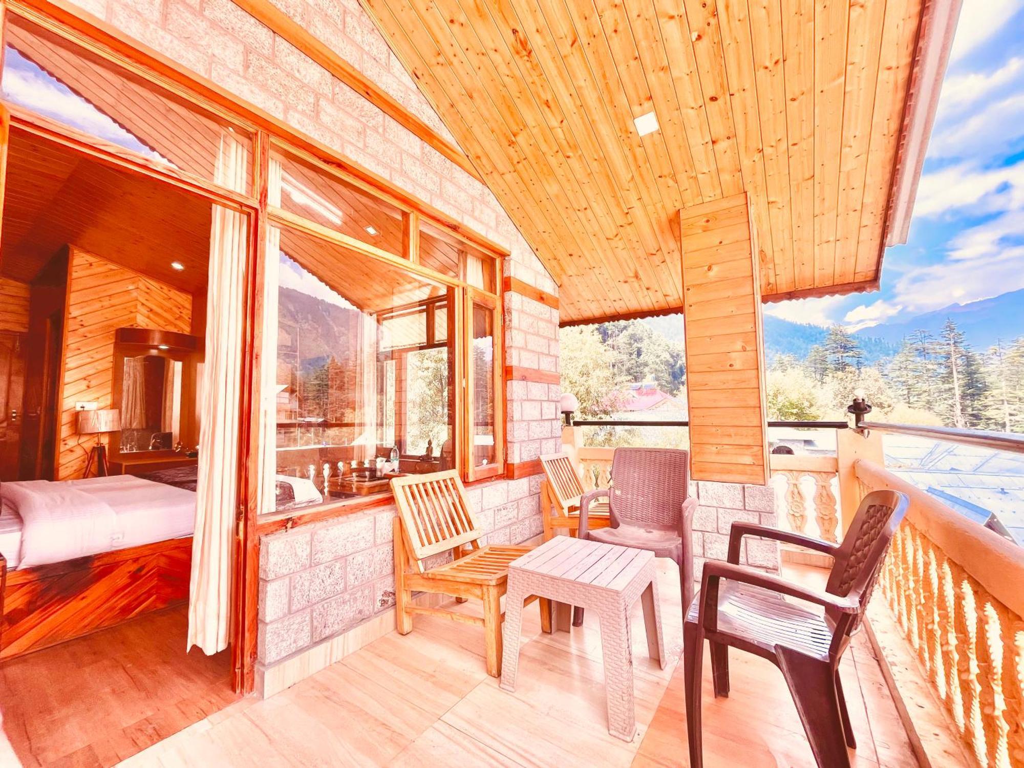 Sagar Resort !! Mountain View ! Luxury Stay ! Family Resort ! Private Parking ! Near Mall Road Manāli エクステリア 写真