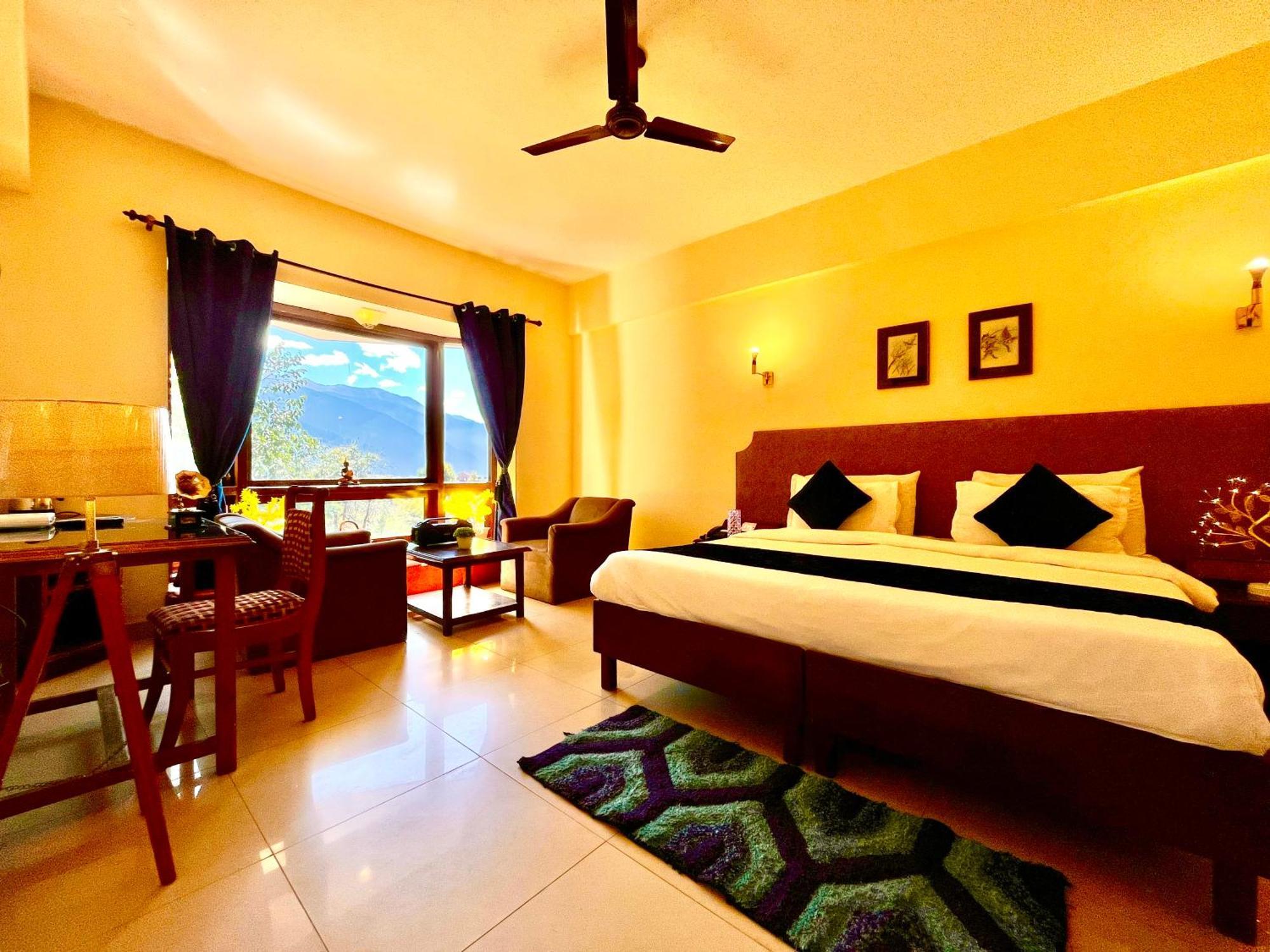 Sagar Resort !! Mountain View ! Luxury Stay ! Family Resort ! Private Parking ! Near Mall Road Manāli エクステリア 写真