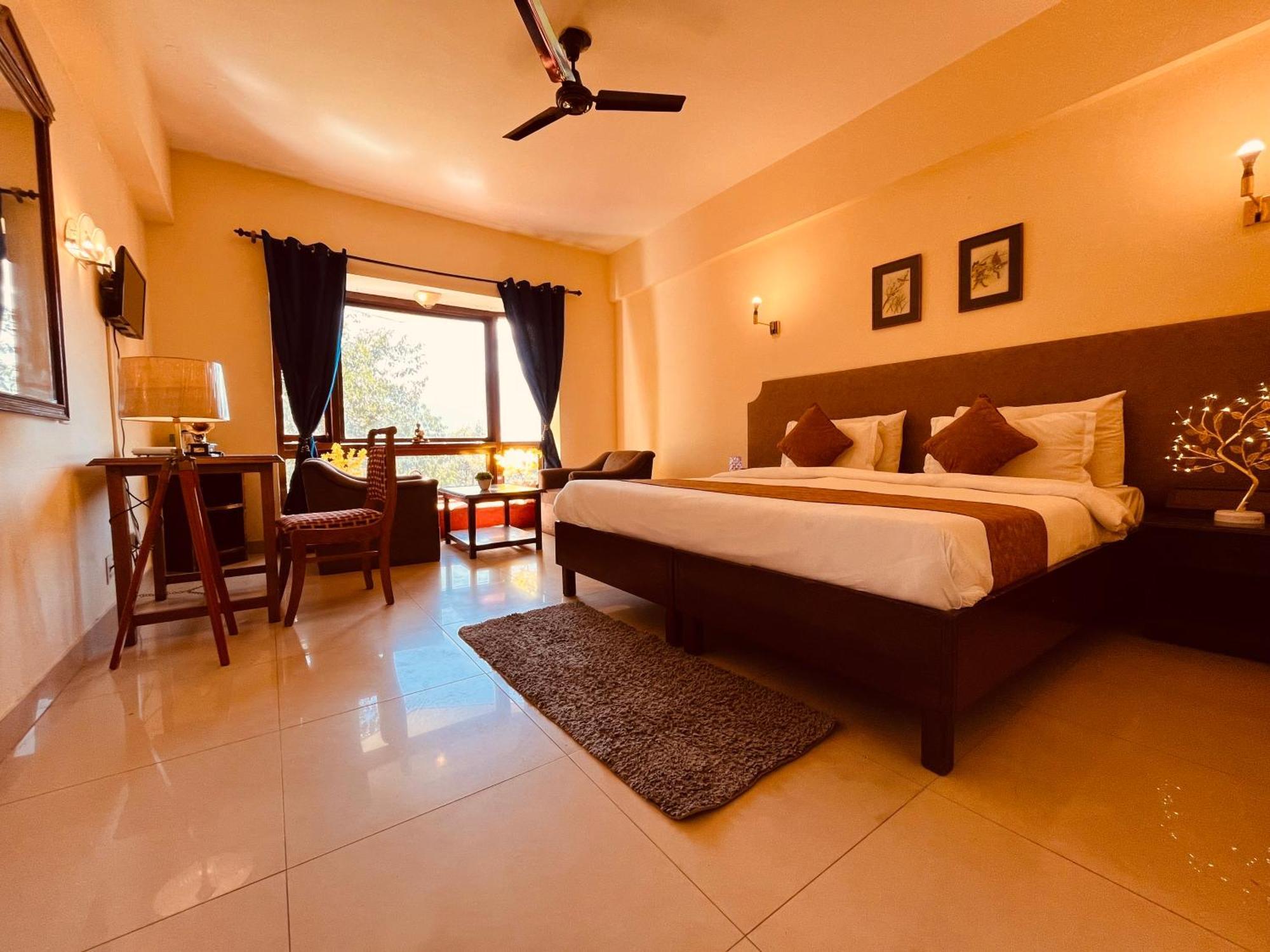 Sagar Resort !! Mountain View ! Luxury Stay ! Family Resort ! Private Parking ! Near Mall Road Manāli エクステリア 写真